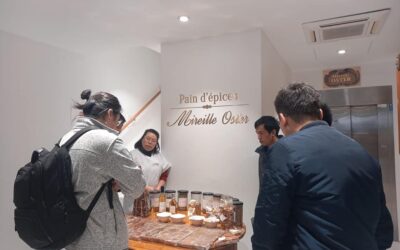 Zencefilli kurabiye dükkanı Mireille Oster’a kültürel gezi
